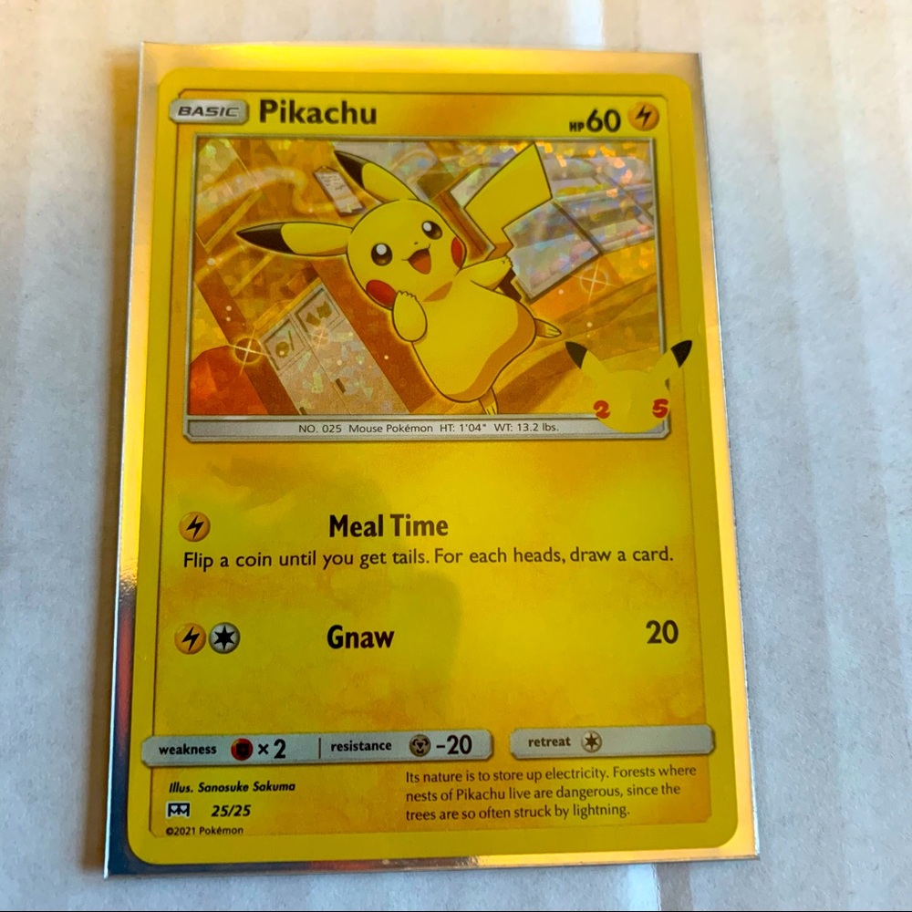 Pokémon McDonalds 25 Anniversary Pikachu Holo Card